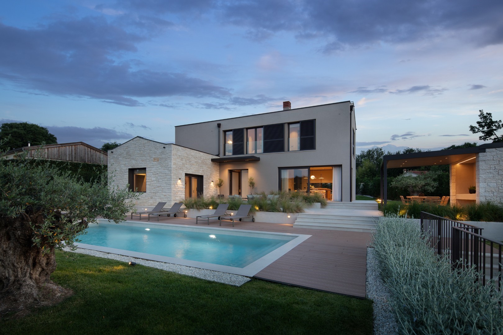 Villa Nija with private pool and sauna – slika 1