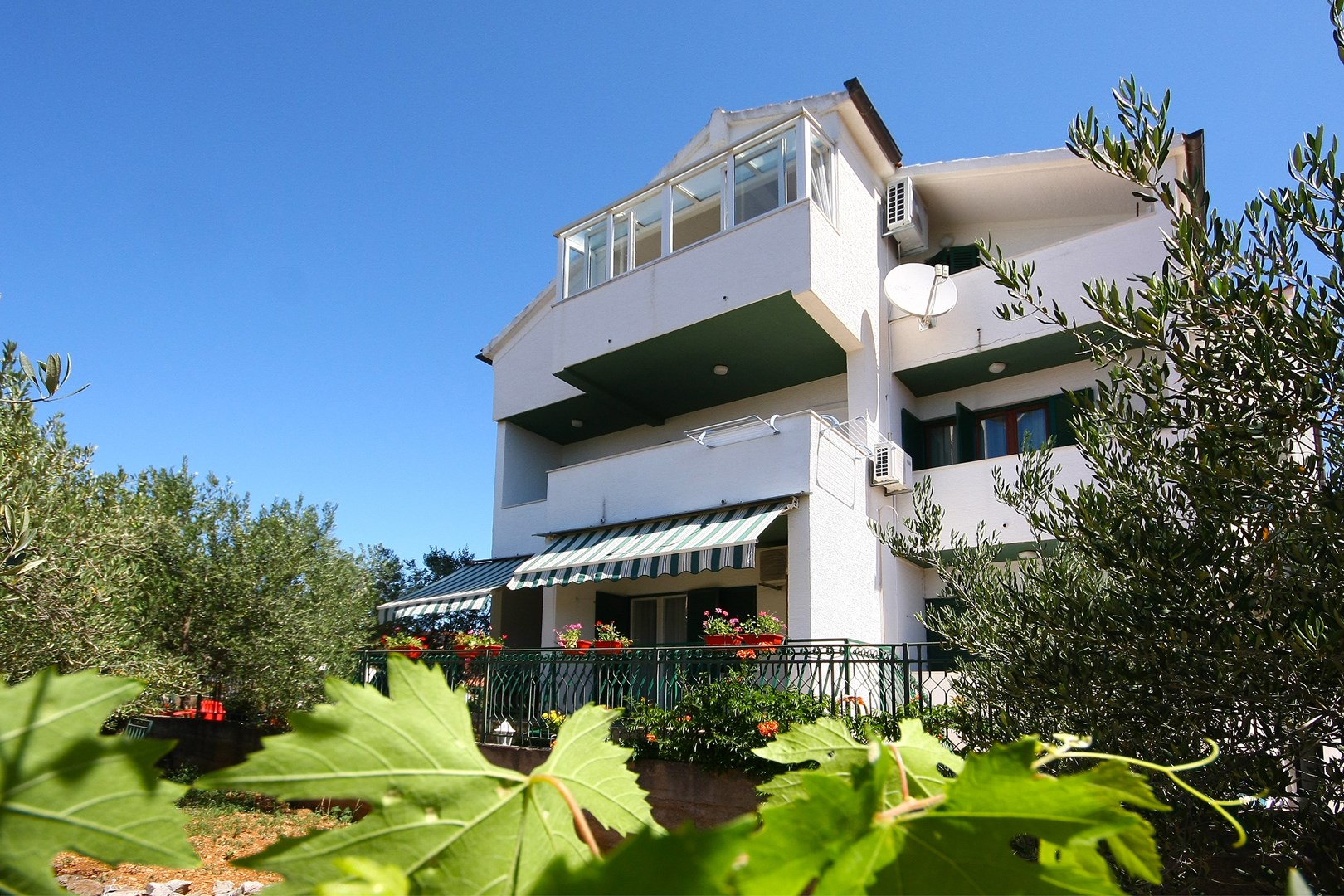 Drei-Zimmer-Wohnung mit Terrasse  in Kroatien