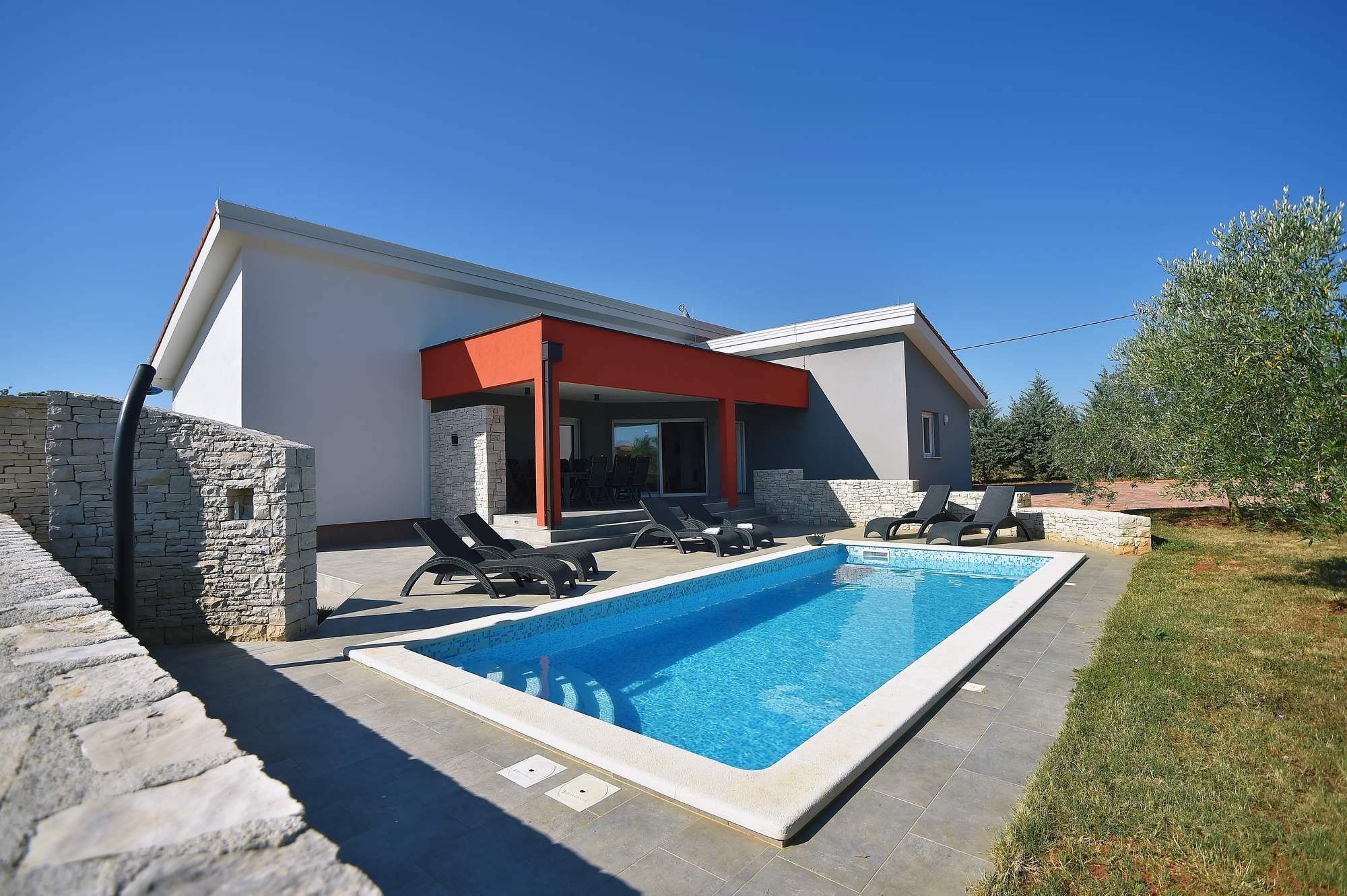 Villa Krnica mit privatem Pool in Strandnähe  in Kroatien