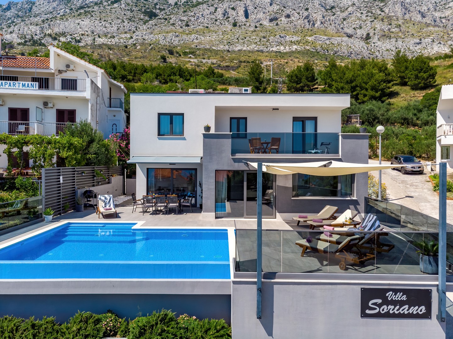 Villa Soriano mit privatem Pool und Meerblick, 130  in Dalmatien