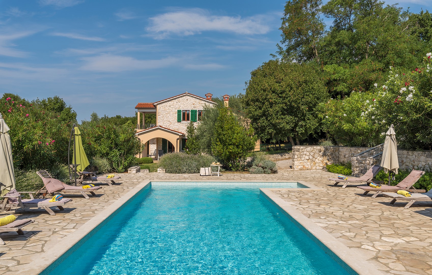 Villa Biljana mit gemeinsamem Pool im Resort Vlako  in Istrien