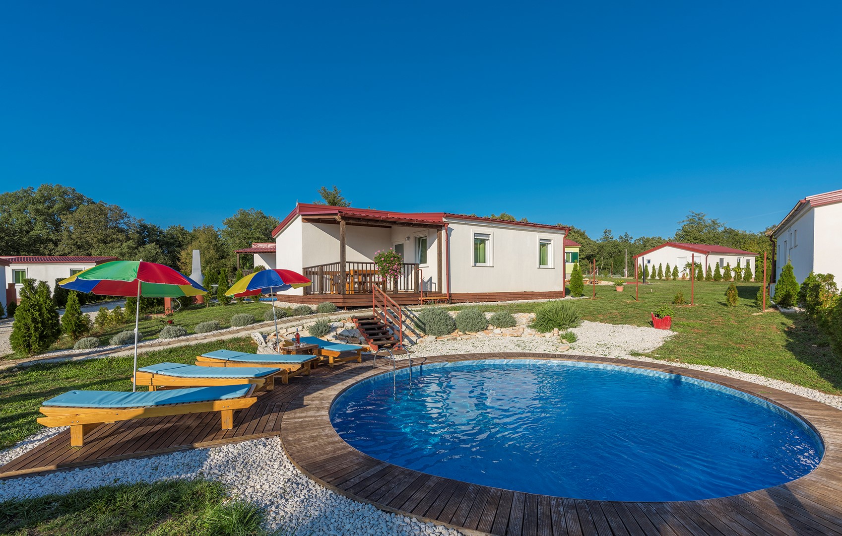 Ferienhaus mit privatem Pool Nr.2 im Ferienpark Je Ferienpark in Kroatien