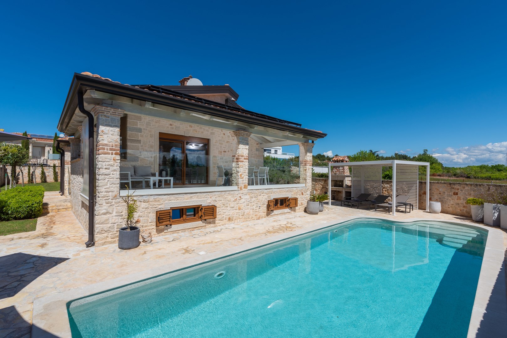 Villa Hardy with private pool and sauna – slika 1