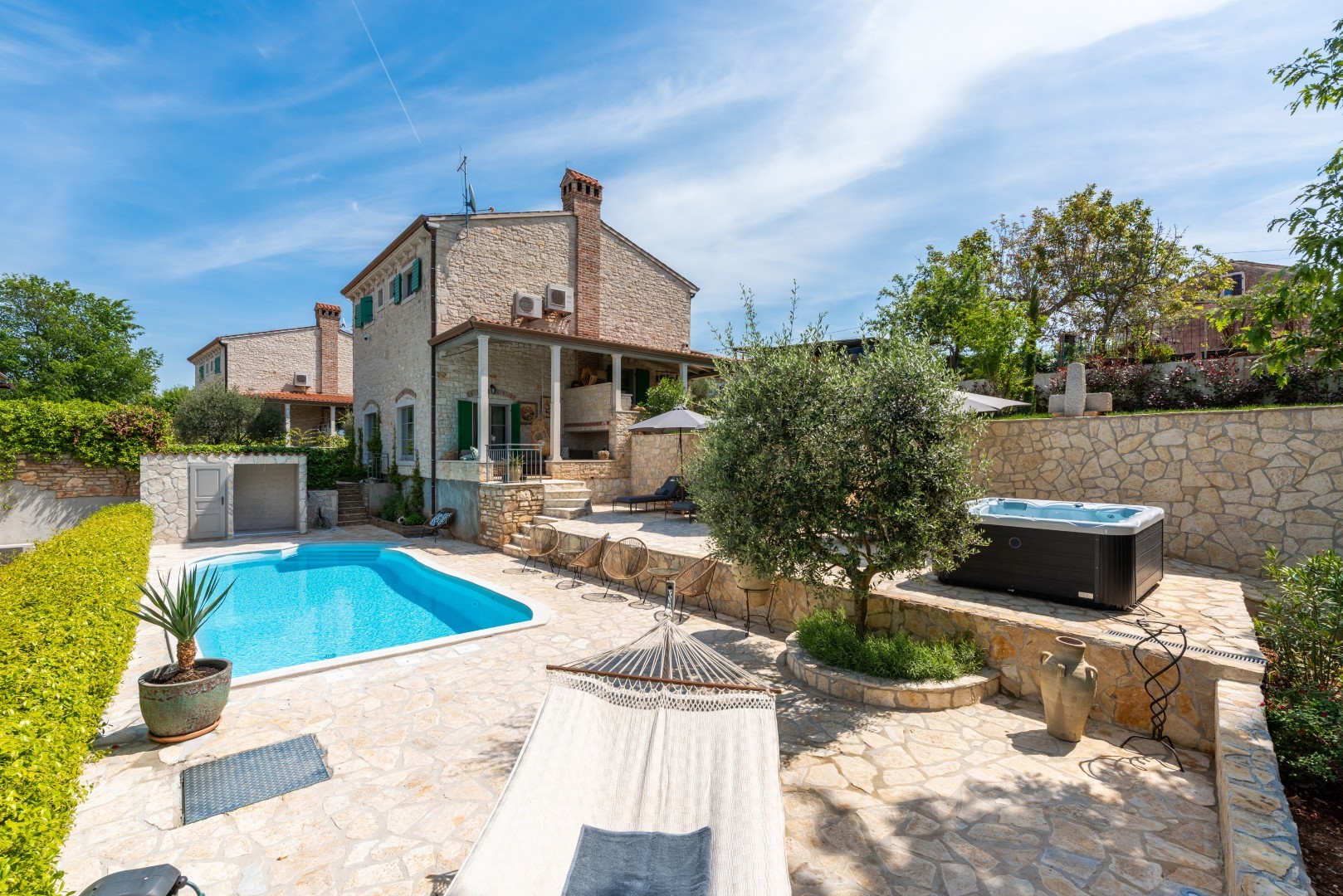 Villa Momento with private pool and jacuzzi – slika 1
