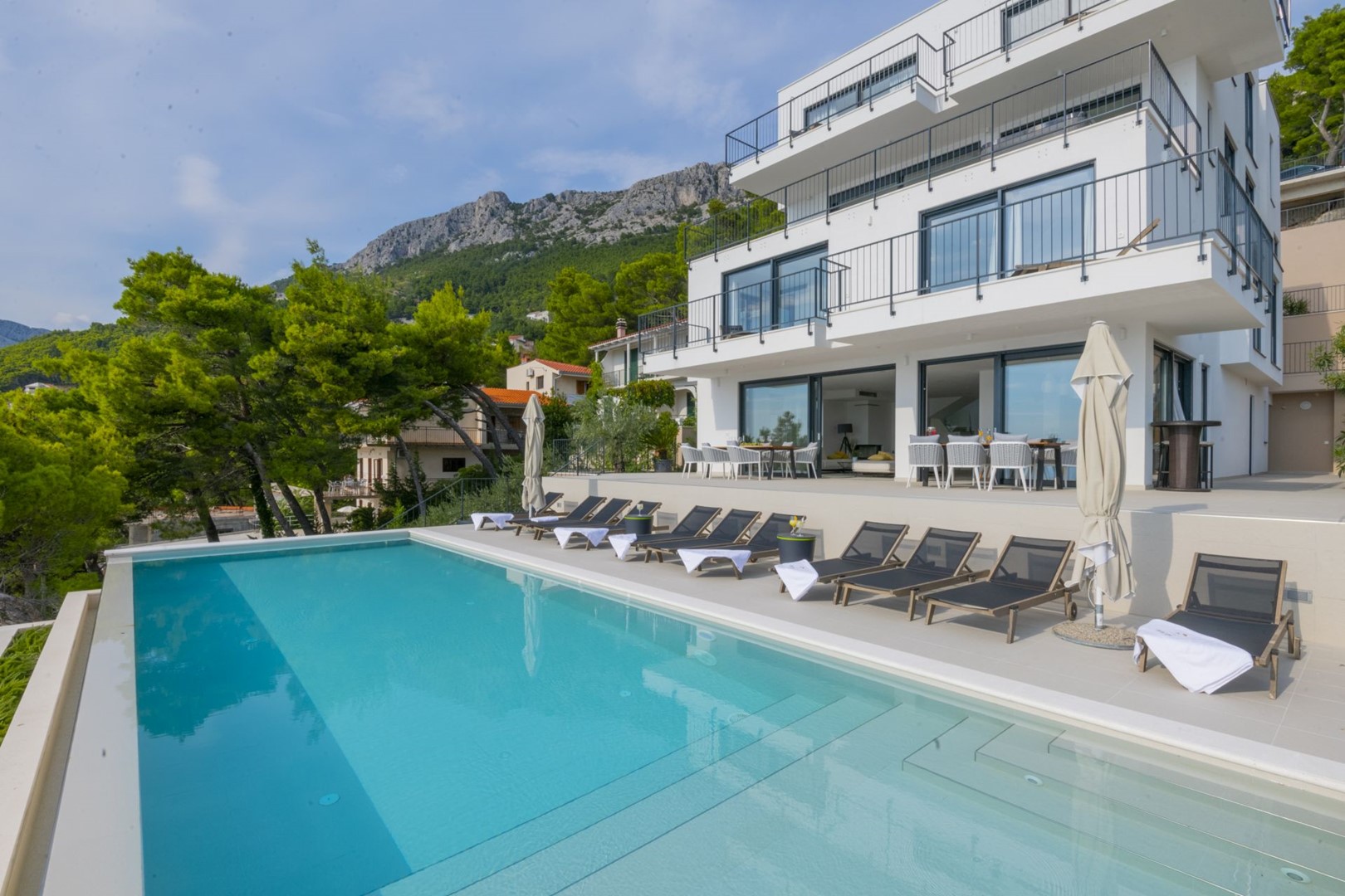 Alternativer Eigenschaftsname

Luxusvilla Glorious  in Dalmatien