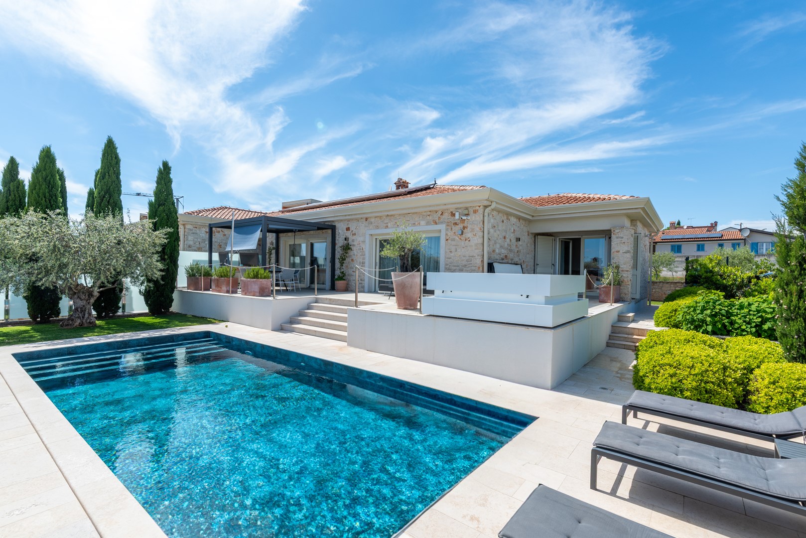 Villa Puccini with pool and sauna – slika 1