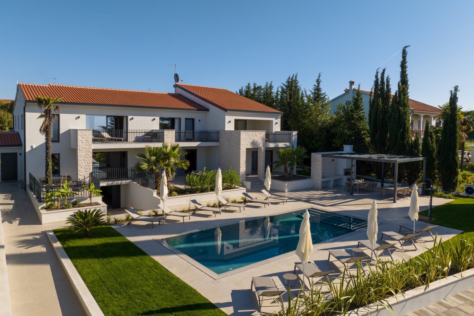 La Residenza Vila apartment I 1,5 km from sea – slika 1